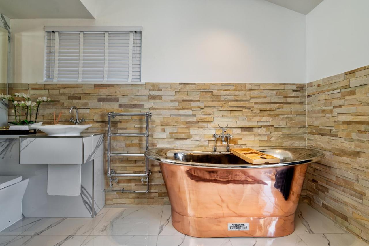 Relax In Super Size Copper Tub - 2 Bedroom Villa Inverness Exterior photo